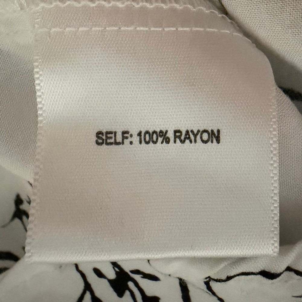 Jane + Delancey Women's L Tiger Cheetah Print Button Down Shirt White Black 2147 - Picture 5 of 5